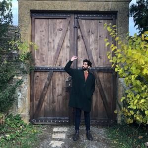 Meet your Posher, Karan